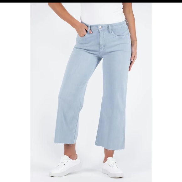 Lovervet • High Rise Slim Straight - Sagacity (Curvy) main image 0